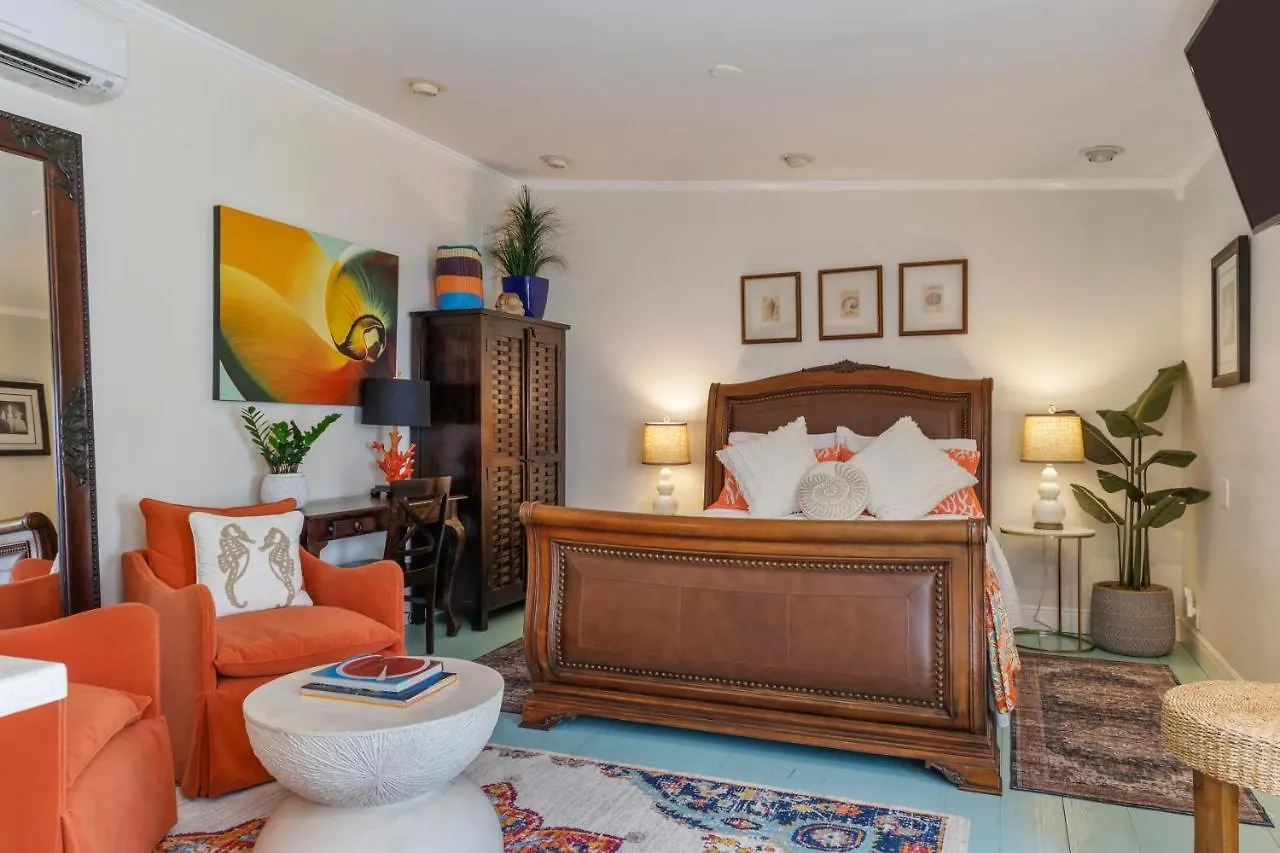 Studio Blue Apartment Key West