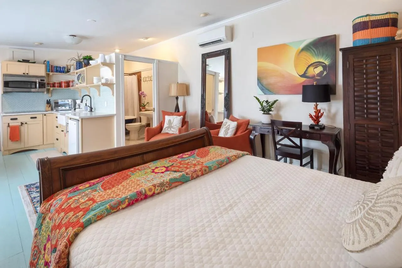 Studio Blue Apartment Key West